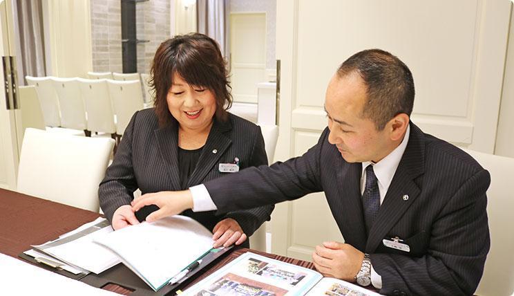 家族葬の長坂式典センターの事前相談 いつでも何度でも相談無料 式場で相談のイメージ画像