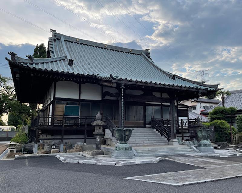 鳳林院斎場式場の外観