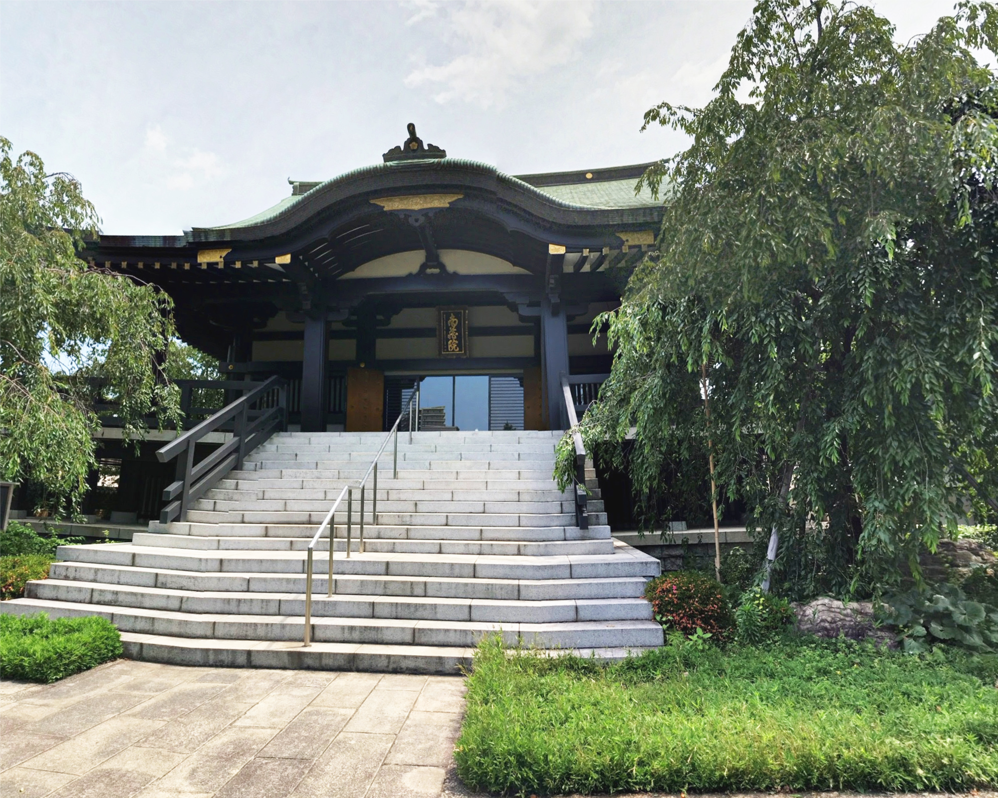 南蔵院 福聚殿式場の外観