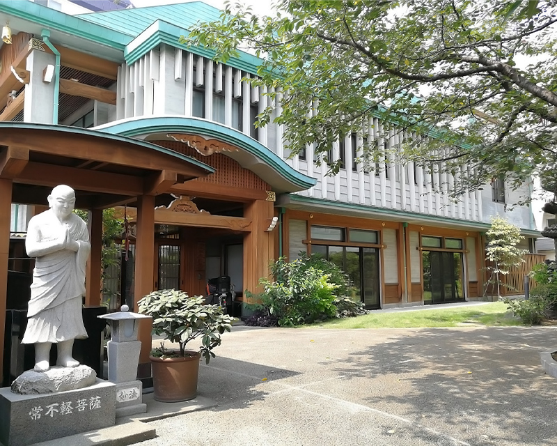 東京・埼玉で葬儀・葬式・家族葬をお探しなら家族葬の長坂式典センター 立正寺の内装画像