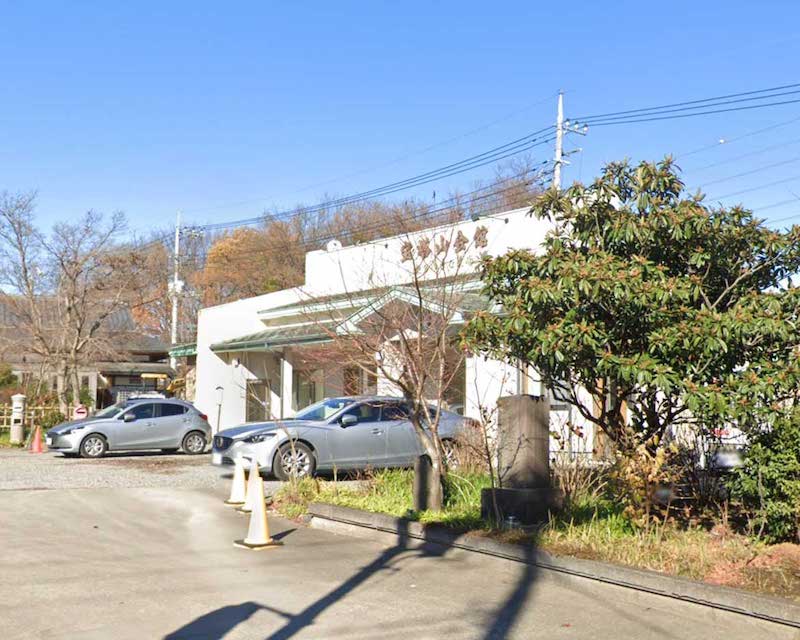 多聞院宝塔山会館式場の外観